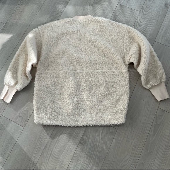 COS Sherpa Teddy Crew Sweater - Picture 3 of 9